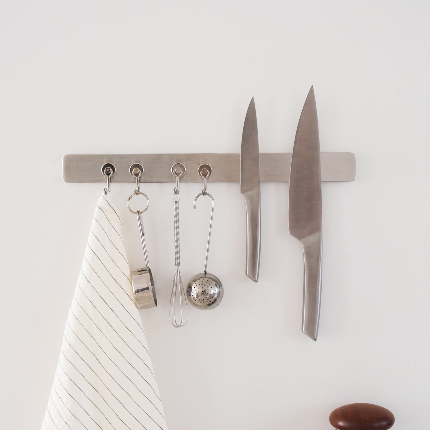 Knife Rack 40cm（with 4 magnetic hooks）