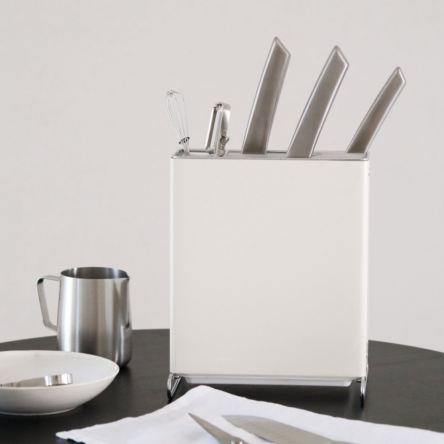 Knife holder