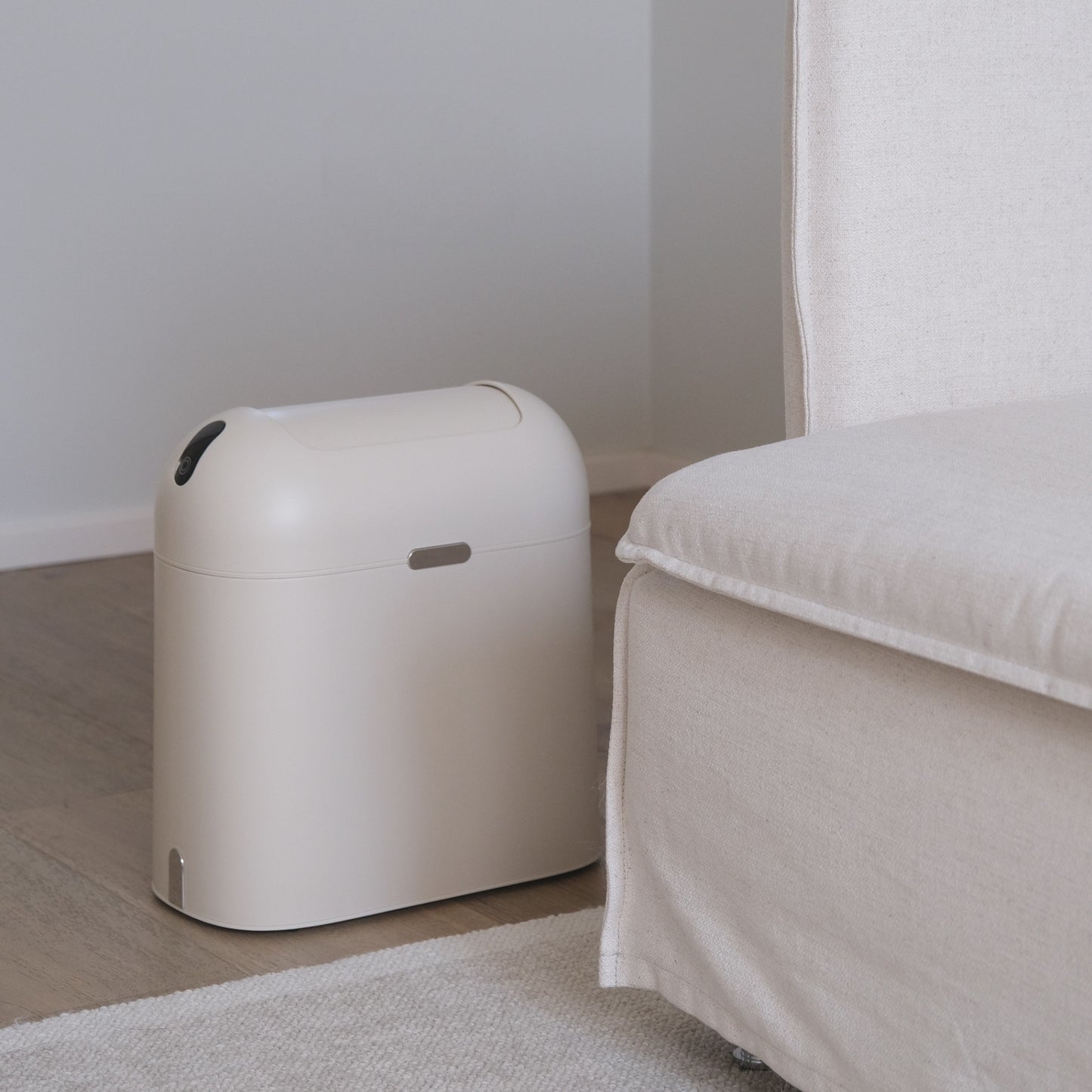 Smart Dustbin 9L