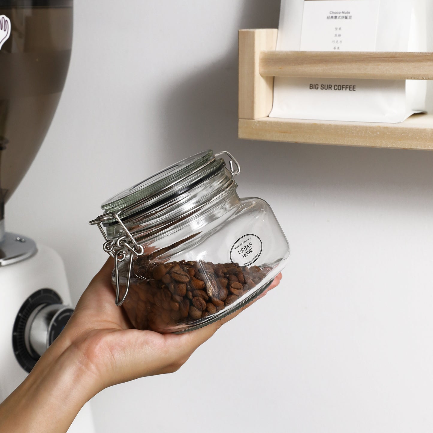 Clear sealed jar glass