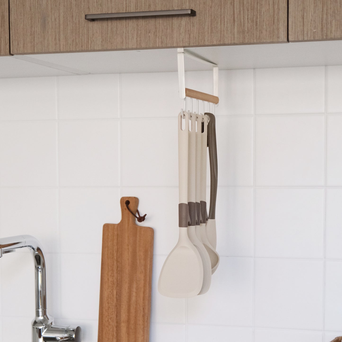 Under Cabinet kitchenware hanger