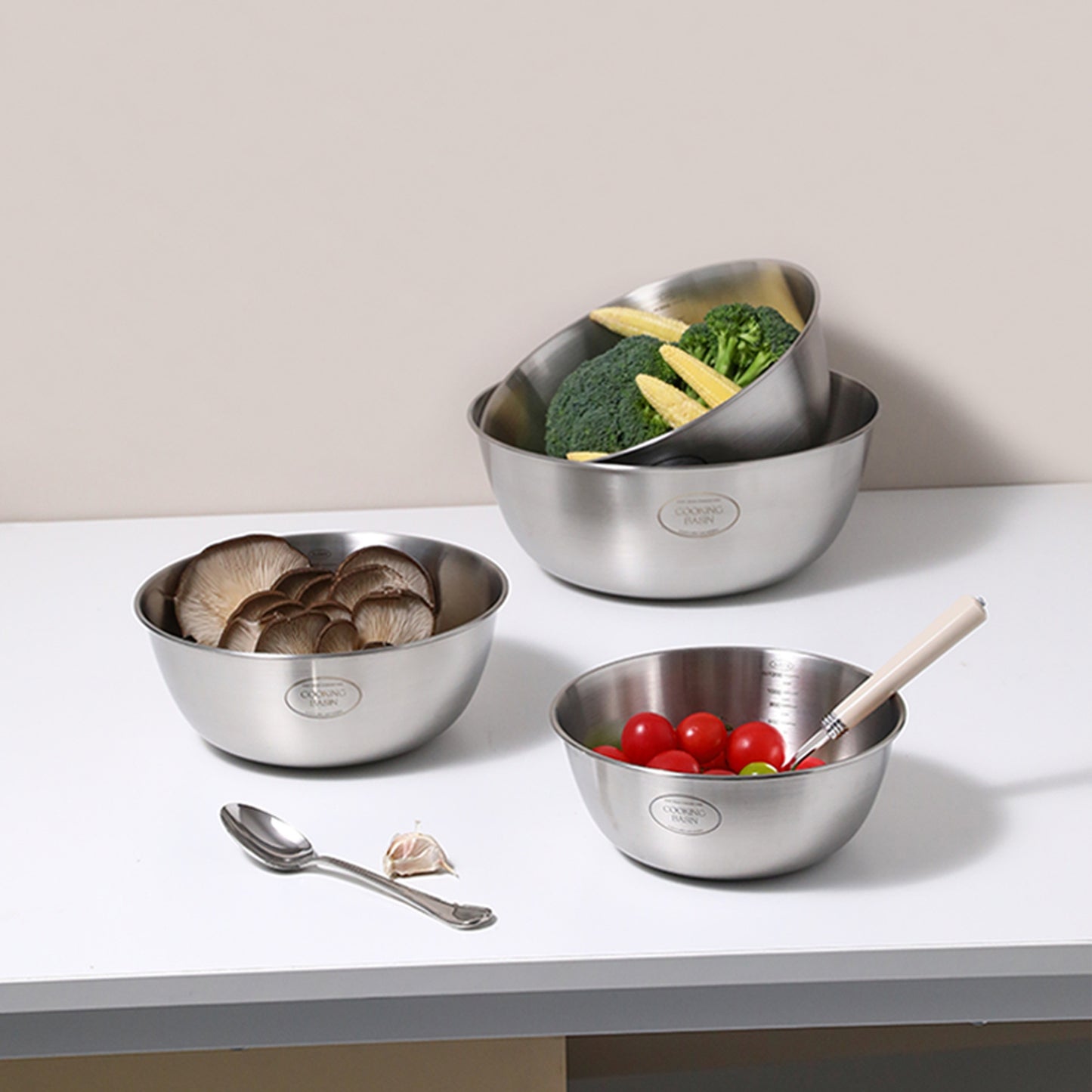 Mixing Bowls