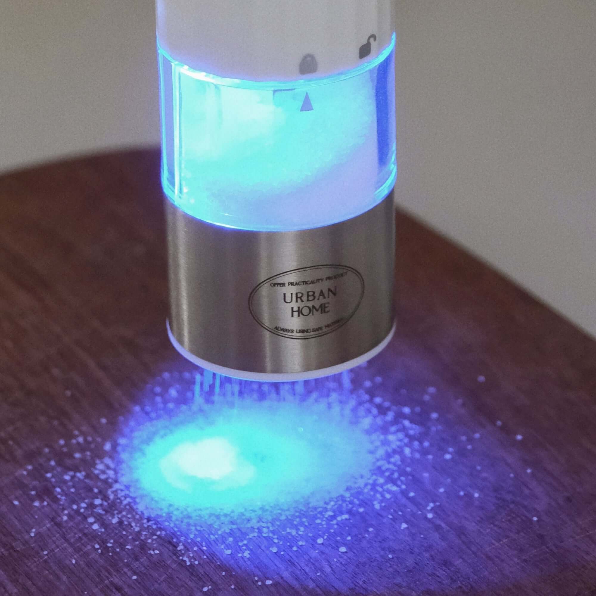 ubenkaku pepper grinder with light